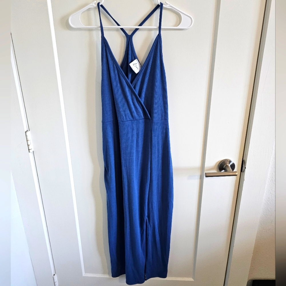 Living by Olivia Rae,  cute blue summer dress, slit side, L